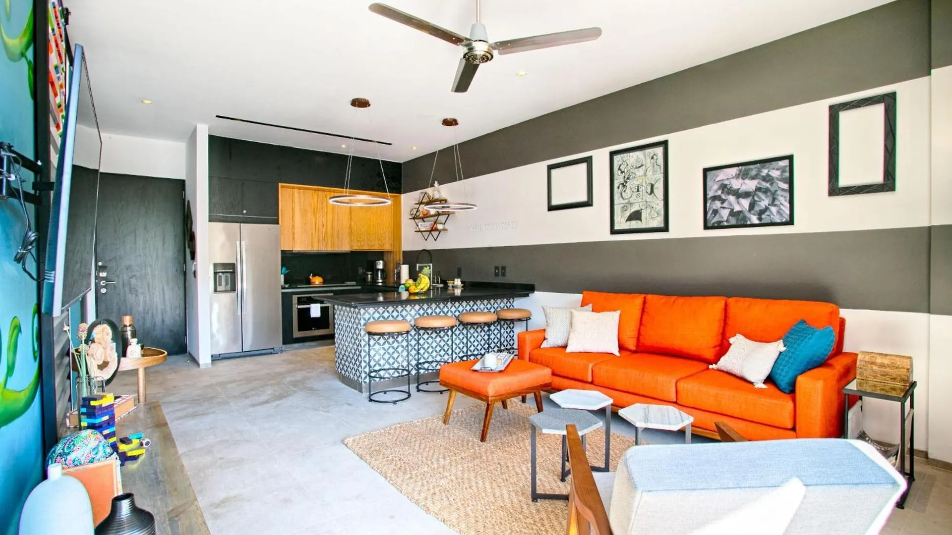 Hgtv Funky Loft-Style Condo, Mtn Views, Pool, Gym Puerto Vallarta 0*,